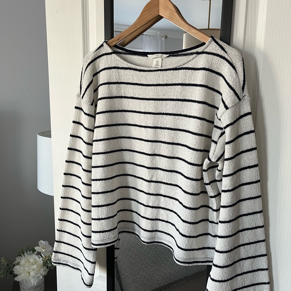 H&M navy stripped sweater